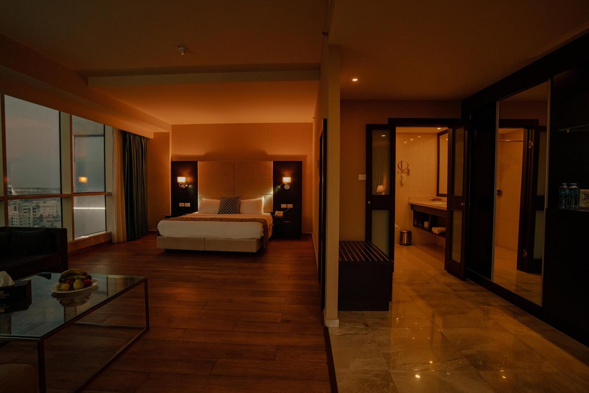 Carmel Hotel ラマッラ エクステリア 写真